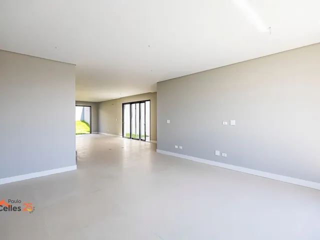 Casa 4 quartos e 4 banheiros, à venda, no bairro Jardim Schaffer em Curitiba