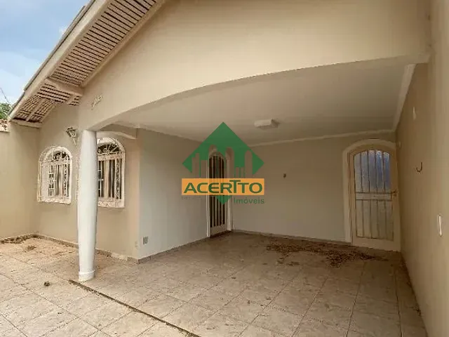 Casa com 229m² 3 quartos e 2 banheiros, à venda, no bairro Vila Mendonça em Araçatuba