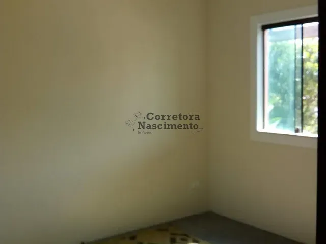 Casa com 1500m² 3 quartos e 3 banheiros, à venda, no bairro Condomínio Parque Vale dos Lagos em Jacareí