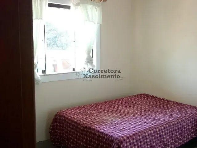 Casa com 1500m² 3 quartos e 3 banheiros, à venda, no bairro Condomínio Parque Vale dos Lagos em Jacareí