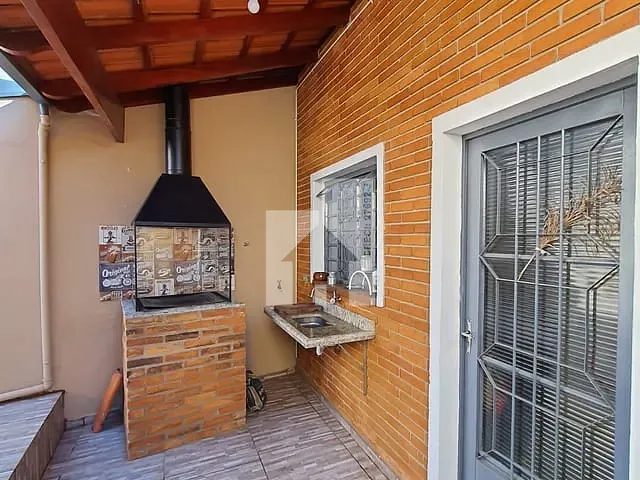 Casa com 260m² 3 quartos e 3 banheiros, à venda, no bairro Vila São Paulo em Jundiaí