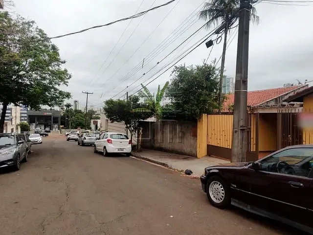 Casa com 298m² 3 quartos e 2 banheiros, à venda, no bairro Jardim Higienópolis em Londrina