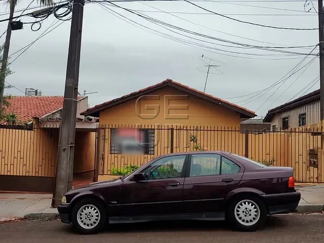 Casa com 298m² 3 quartos e 2 banheiros, à venda, no bairro Jardim Higienópolis em Londrina
