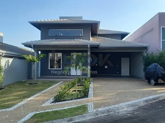Casa com 301m² 3 quartos e 5 banheiros, à venda, no bairro Village Santa Clara em Valinhos