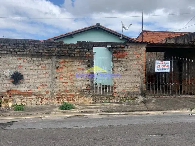 Casa com 200m² 2 quartos e 1 banheiro, à venda, no bairro Conjunto Habitacional Alto do Castelani em Capivari