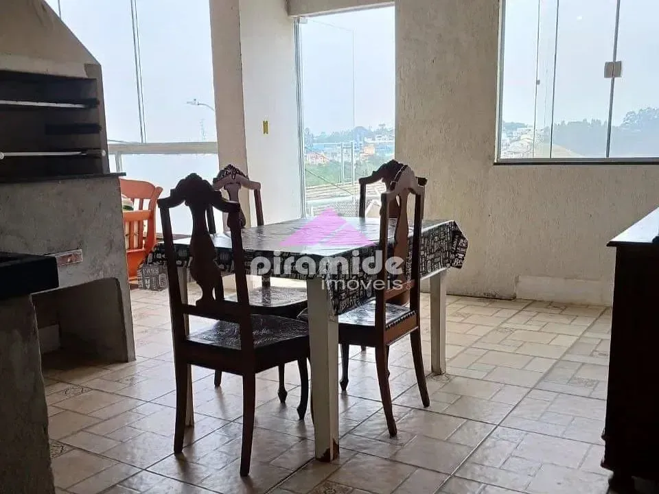 Casa, 3 quartos, 209 m² - Foto 4