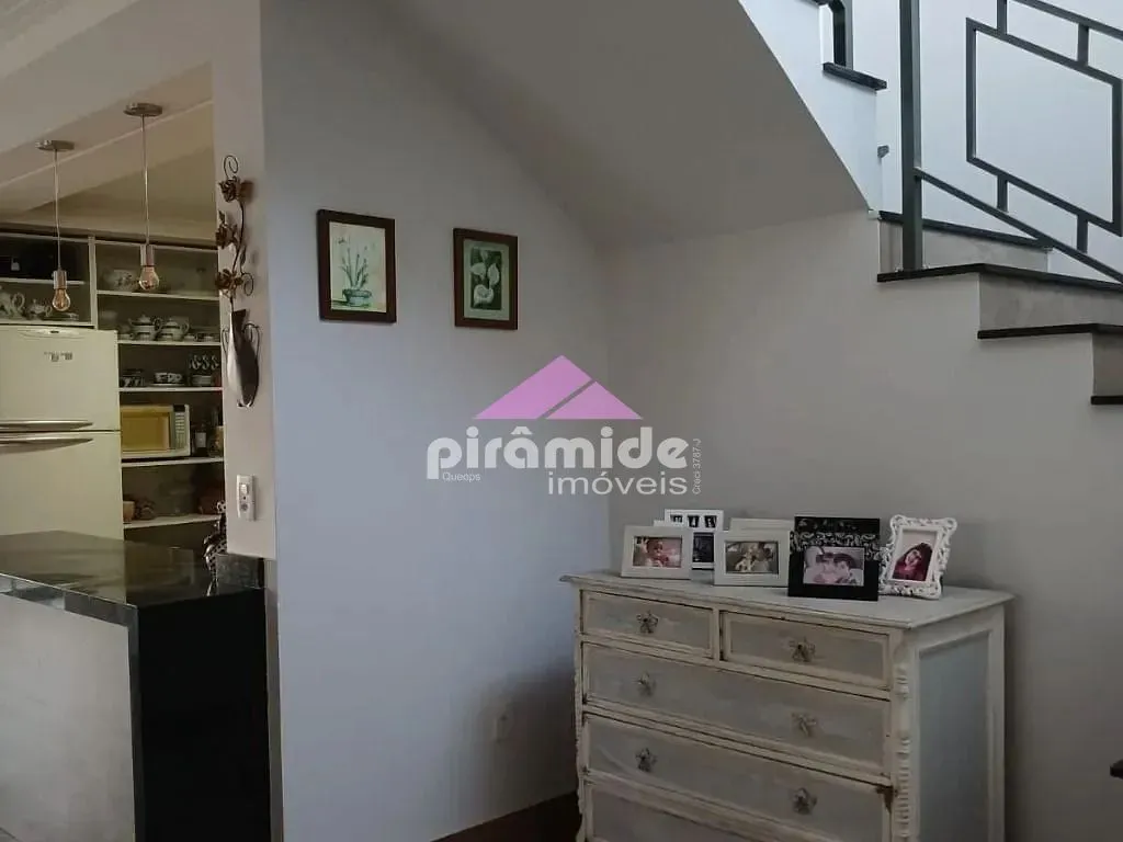 Casa, 3 quartos, 209 m² - Foto 8