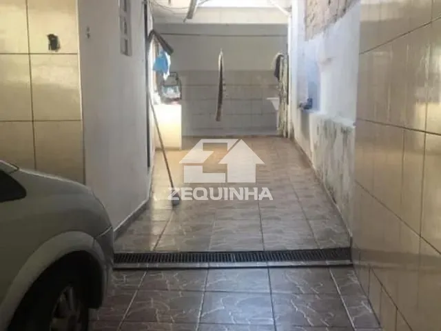 Casa com 182m² 4 quartos e 1 banheiro, à venda, no bairro Vila Yolanda em Osasco