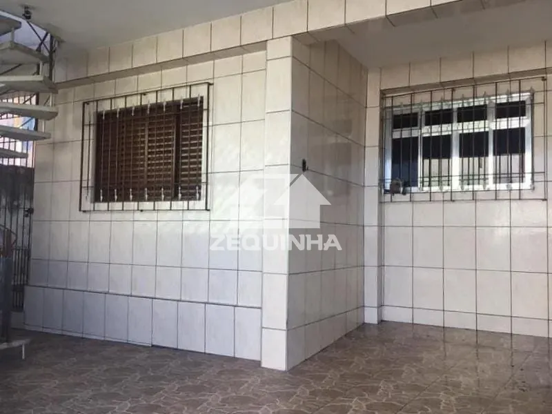 Casa, 4 quartos, 166 m² - Foto 2
