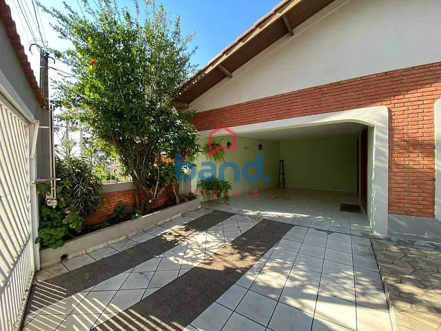 Casa com 245m² 3 quartos e 1 banheiro, à venda, no bairro Vila Alcalá em Porto Feliz