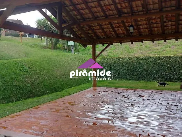 Casa com 1015m² 4 quartos e 5 banheiros, à venda, no bairro Rio Preto em Santo Antônio do Pinhal