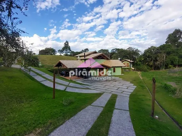 Casa com 1015m² 4 quartos e 5 banheiros, à venda, no bairro Rio Preto em Santo Antônio do Pinhal