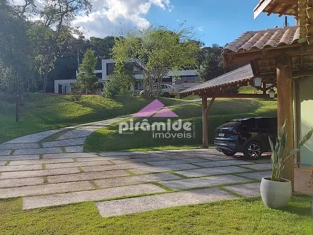 Casa com 1015m² 4 quartos e 5 banheiros, à venda, no bairro Rio Preto em Santo Antônio do Pinhal