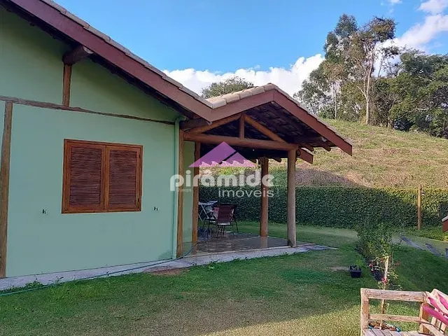 Casa com 1015m² 4 quartos e 5 banheiros, à venda, no bairro Rio Preto em Santo Antônio do Pinhal