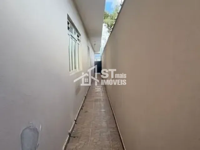 Casa com 200m² 3 quartos e 2 banheiros, para alugar, no bairro Centro em Andradas