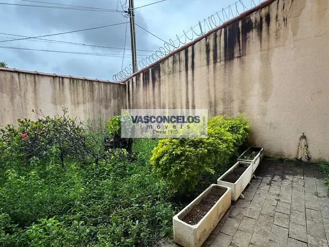 Casa com 250m² 4 quartos e 3 banheiros, à venda, no bairro Jardim das Indústrias em São José dos Campos