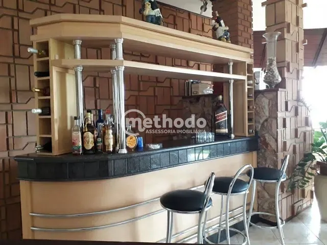 Casa com 869m² 4 quartos e 6 banheiros, à venda, no bairro Jardim Botânico (Sousas) em Campinas