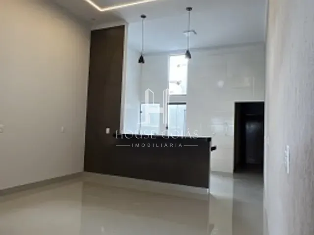 Casa com 120m² 2 quartos e 2 banheiros, à venda, no bairro Santo Hilário em Goiânia