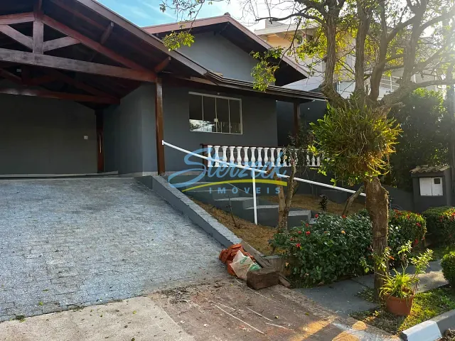 Casa 3 quartos e 3 banheiros, à venda, no bairro Bosque em Vinhedo