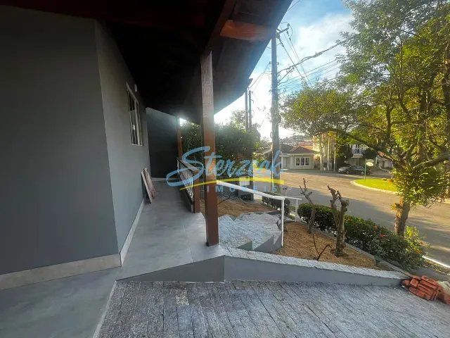 Casa 3 quartos e 3 banheiros, à venda, no bairro Bosque em Vinhedo