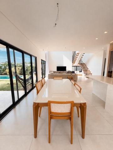 Casa com 466m² 4 quartos e 4 banheiros, à venda, no bairro Alphaville em Rio das Ostras