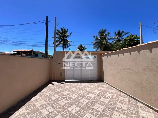 Casa com 150m² 3 quartos e 2 banheiros, para alugar, no bairro Canto do Mar em São Sebastião