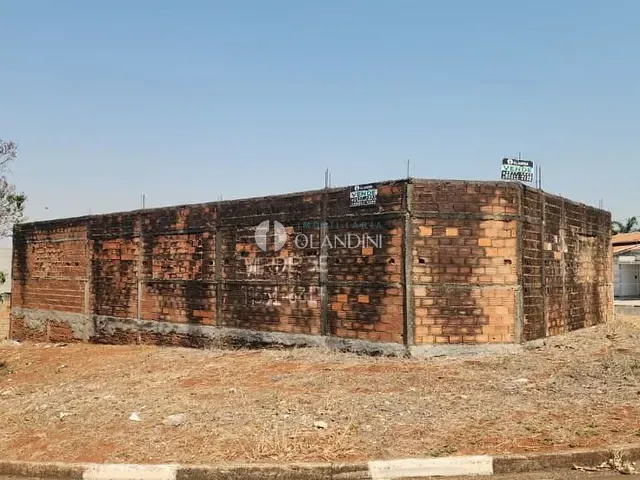 Casa com 412m², à venda, no bairro Parque Industrial Itamaraty em Artur Nogueira