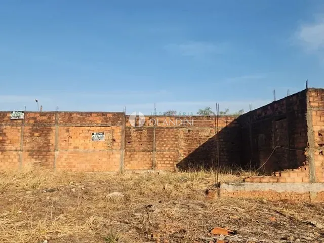 Casa com 412m², à venda, no bairro Parque Industrial Itamaraty em Artur Nogueira