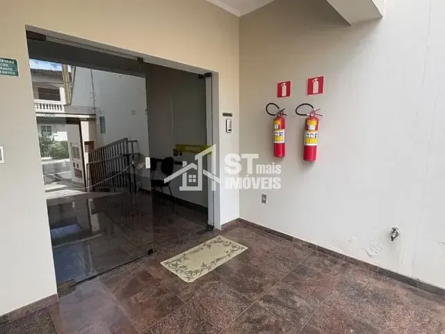 Casa com 330m², para alugar, no bairro Centro em Andradas