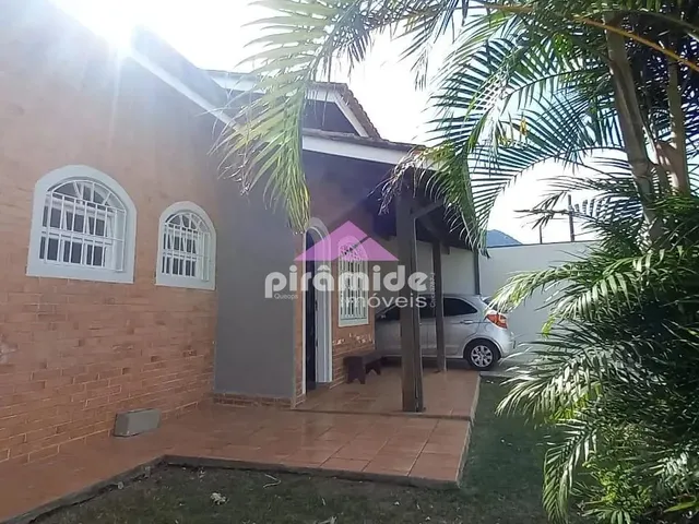 Casa com 250m² 3 quartos e 1 banheiro, à venda, no bairro Jardim Primavera em Caraguatatuba