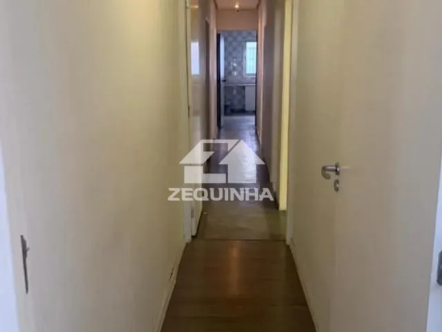 Casa com 293m² 4 quartos e 3 banheiros, à venda, no bairro Vila Campesina em Osasco