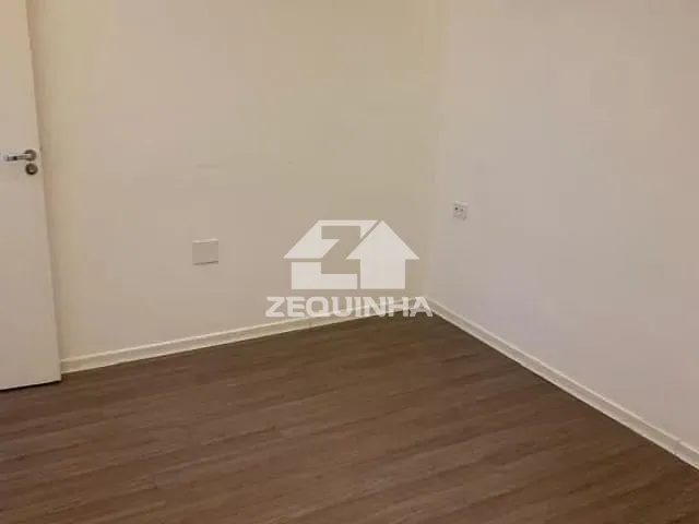 Casa com 293m² 4 quartos e 3 banheiros, à venda, no bairro Vila Campesina em Osasco