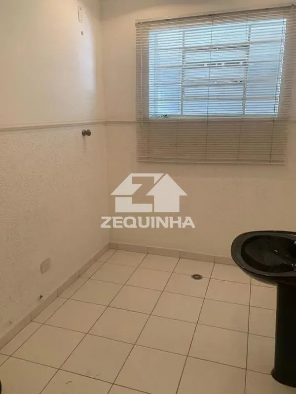Casa, 4 quartos, 225 m² - Foto 9