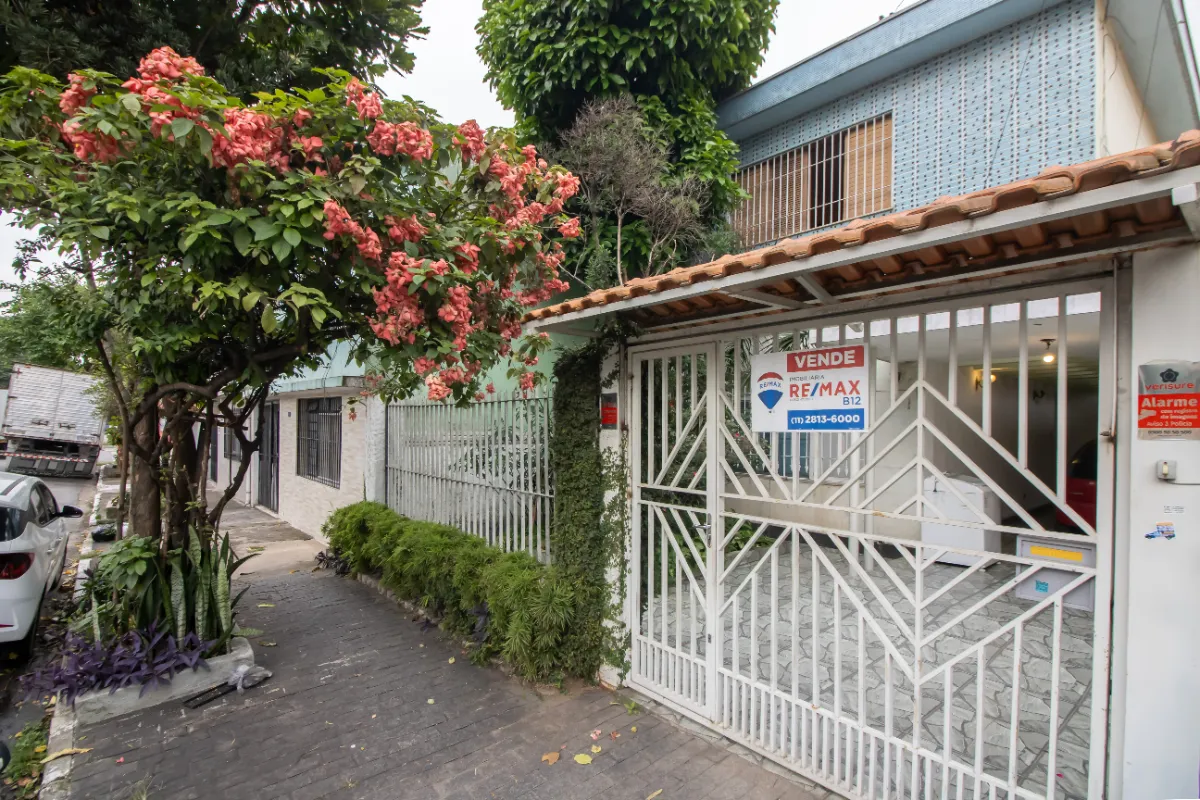 Casa para venda em Vila Maria Baixa com 3 quartos, sendo 1 suíte, 264m²