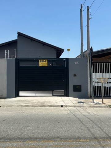 Casa com 140m² 2 quartos e 2 banheiros, à venda, no bairro Piracangaguá em Taubaté