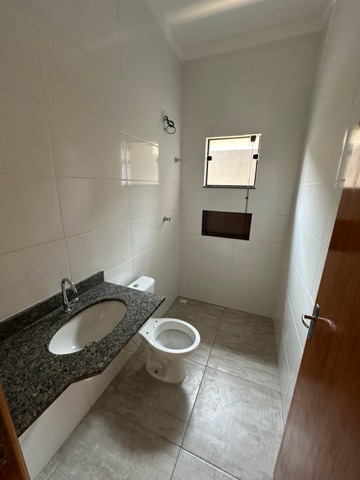 Casa com 140m² 2 quartos e 2 banheiros, à venda, no bairro Piracangaguá em Taubaté