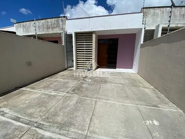 Casa com 128m² 2 quartos e 2 banheiros, à venda, no bairro Três Irmãs em Campina Grande