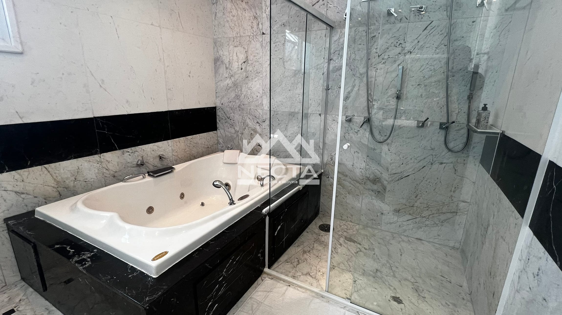 Casa, 7 quartos, 670 m² - Foto 43