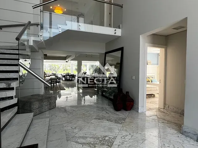 Casa com 800m² 7 quartos e 9 banheiros, à venda, no bairro Tabatinga em Caraguatatuba