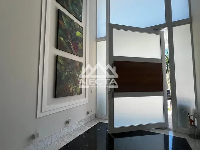 Casa com 800m² 7 quartos e 9 banheiros, à venda, no bairro Tabatinga em Caraguatatuba