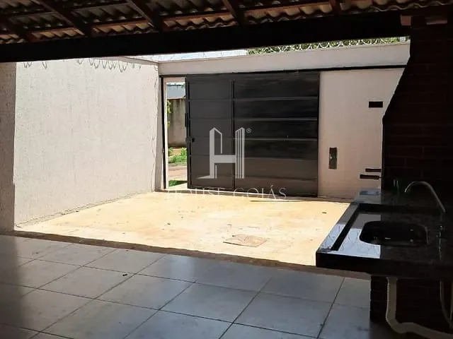 Casa 2 quartos e 1 banheiro, à venda, no bairro Jardim Ipanema em Trindade