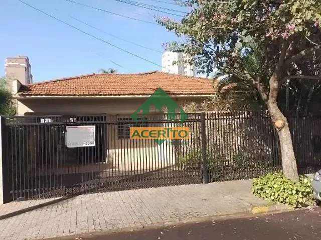 Casa com 520m² 5 quartos e 3 banheiros, à venda, no bairro Vila Mendonça em Araçatuba