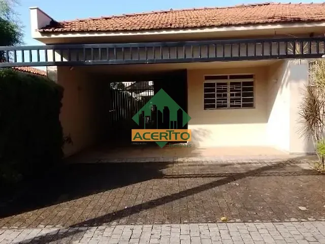 Casa com 520m² 5 quartos e 3 banheiros, à venda, no bairro Vila Mendonça em Araçatuba