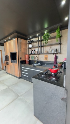 Casa com 360m² 4 quartos e 5 banheiros, à venda, no bairro Lagoa em Macaé