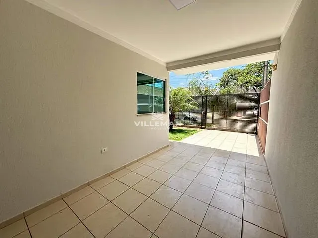 Casa com 150m² 3 quartos e 2 banheiros, à venda, no bairro Jardim Monte Rei em Maringá