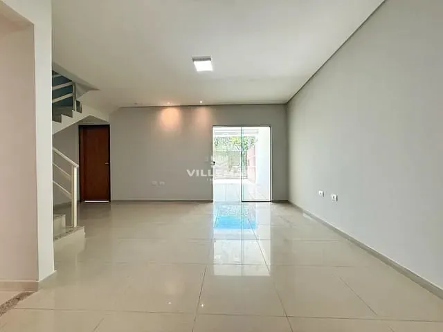 Casa com 150m² 3 quartos e 2 banheiros, à venda, no bairro Jardim Monte Rei em Maringá
