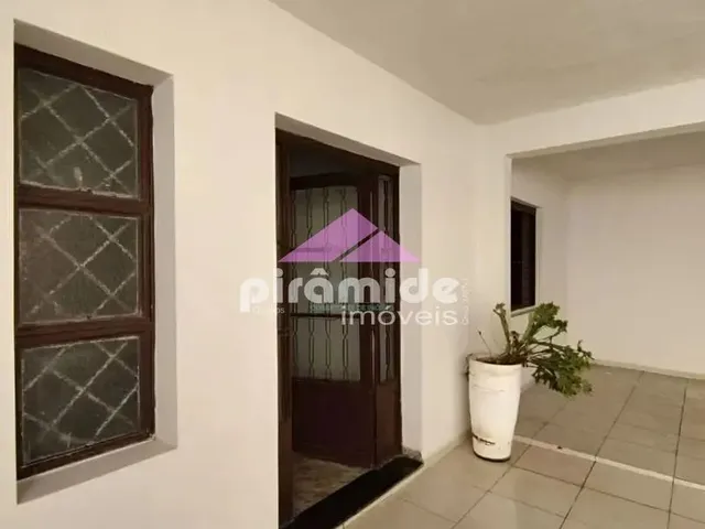Casa com 157m² 4 quartos e 2 banheiros, à venda, no bairro Borda da Mata em Caçapava