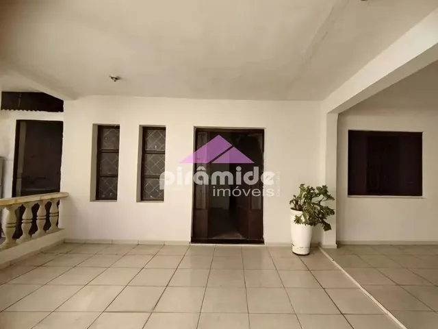 Casa com 157m² 4 quartos e 2 banheiros, à venda, no bairro Borda da Mata em Caçapava