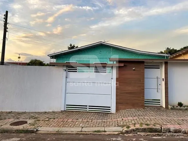 Casa com 200m² 3 quartos e 1 banheiro, à venda, no bairro Efapi em Chapecó