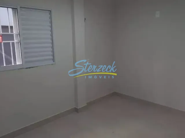 Casa 2 quartos e 2 banheiros, para alugar, no bairro Capela em Vinhedo